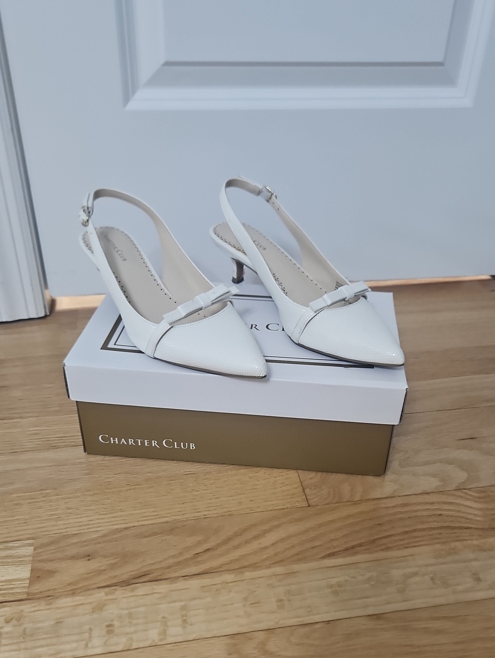 Charter Club White Pointed Slingback Kitten Heels with Bow Accent